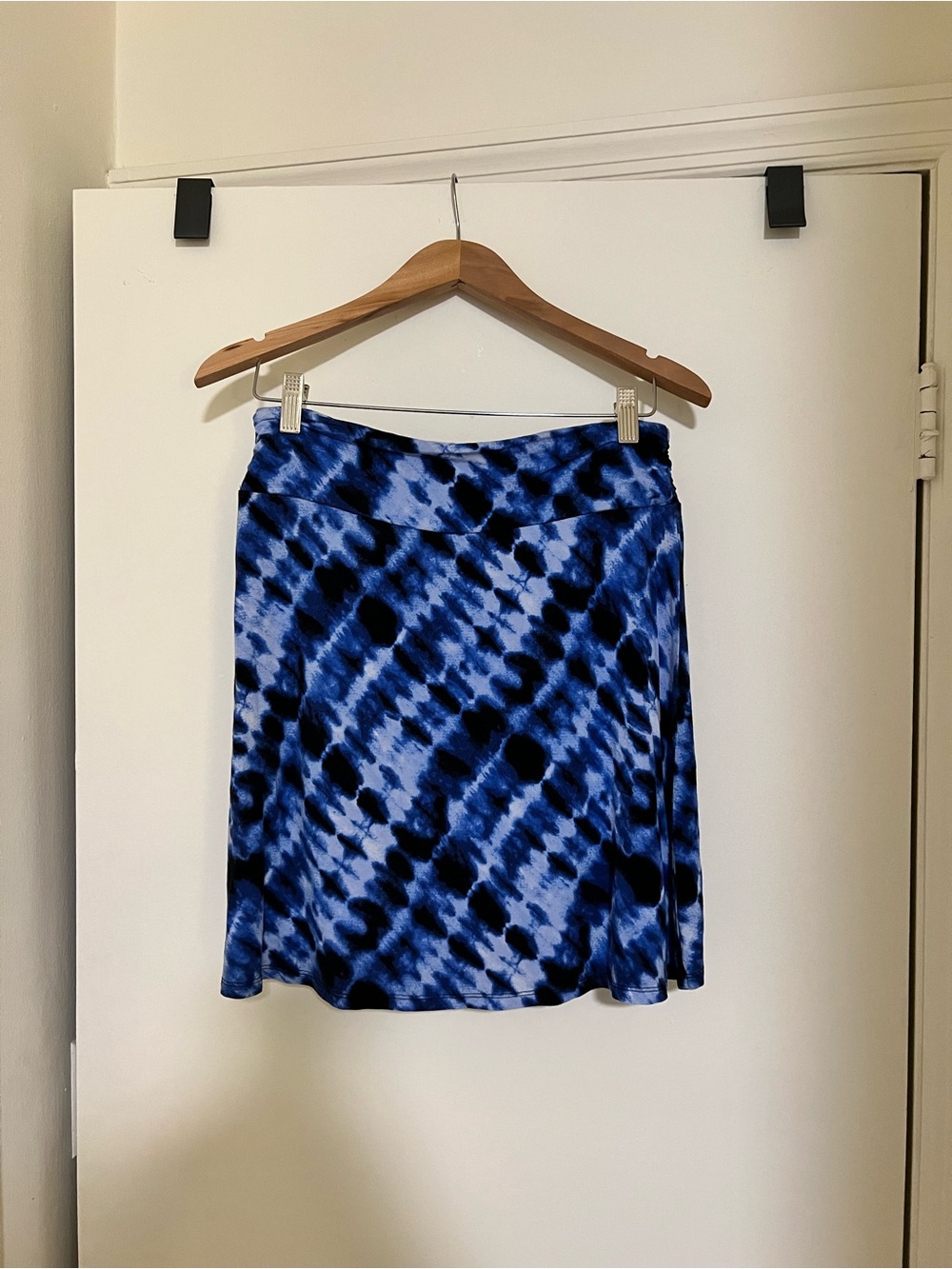 Blue and black tie dye mini skirt with elastic waistband size S
